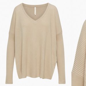 ARITZIA The Group by Babaton Traverse Longsleeve